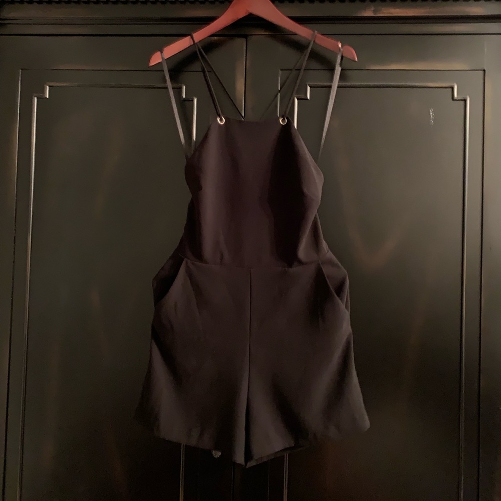 Black Romper with Pockets!!